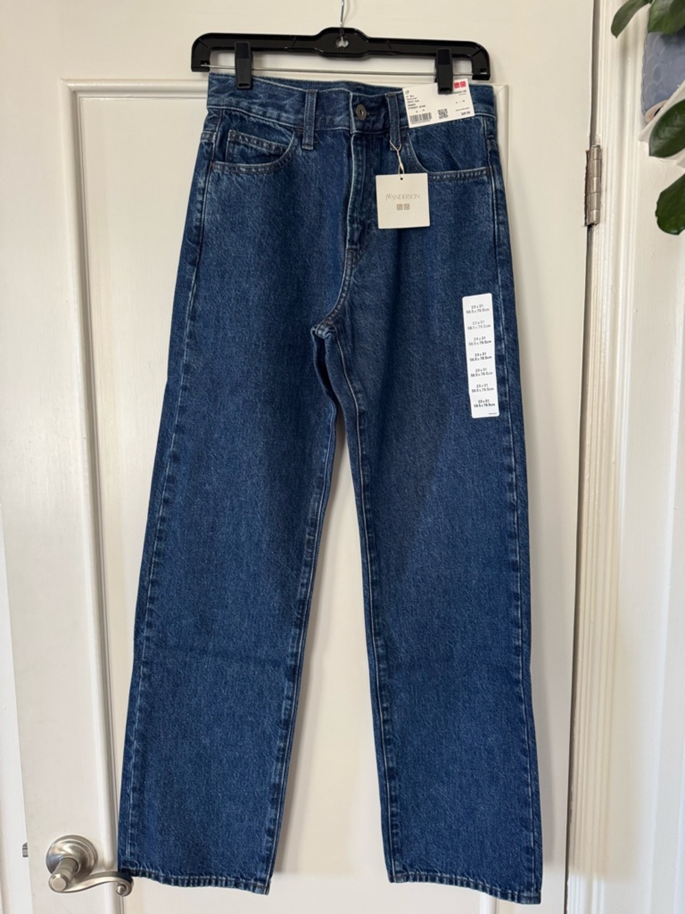 Uniqlo x JW ANDERSON Straight Jeans NWT sz 23